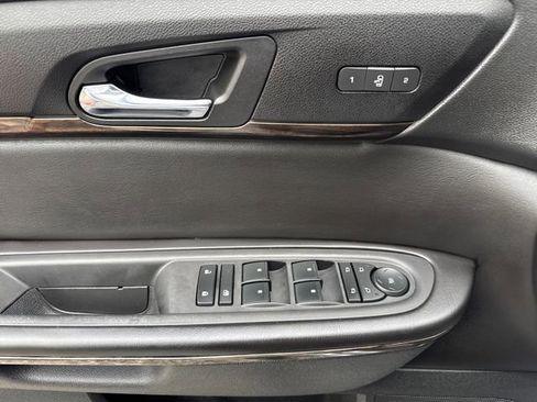 Used 2015 GMC Acadia Denali AWD/4WD image 20