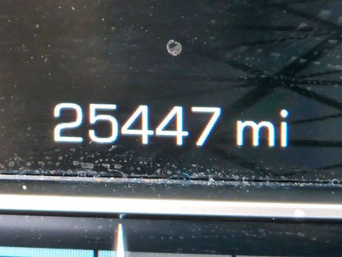 Used 2024 GMC Sierra 1500 SLT w/ SLT Convenience Package image 24