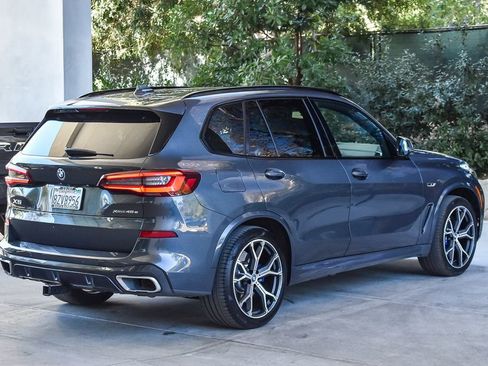 Used 2022 BMW X5 xDrive45e w/ M Sport Package image 6