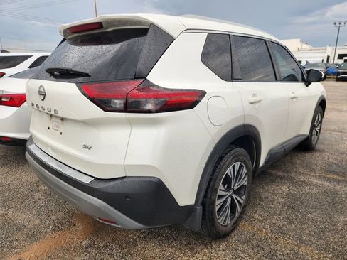 Used 2022 Nissan Rogue SV w/ SV Premium Package FWD image 5