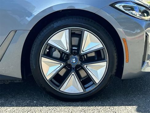 Used 2023 BMW i4 eDrive35 image 52