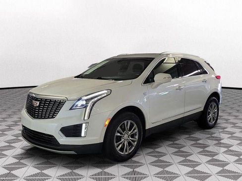 Certified 2023 Cadillac XT5 Premium Luxury FWD image 3