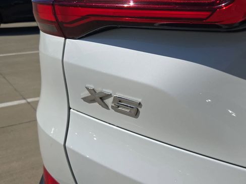 Used 2019 BMW X5 xDrive40i w/ Premium Package image 11