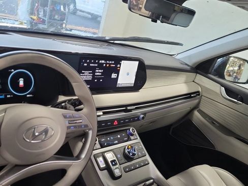 Used 2024 Hyundai Palisade Calligraphy AWD/4WD image 10
