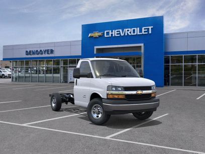 New 2025 Chevrolet Express 3500 w/ Power Convenience Package