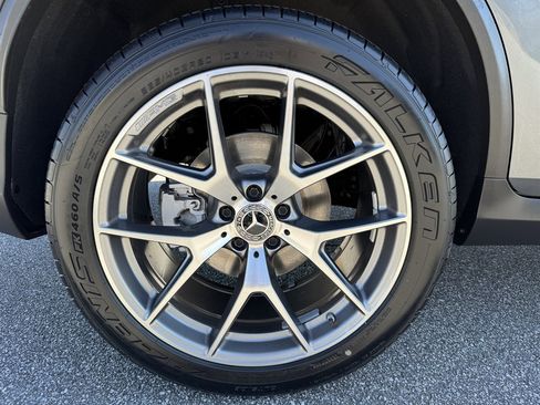 Used 2021 Mercedes-Benz GLC 300 4MATIC w/ AMG Line image 44