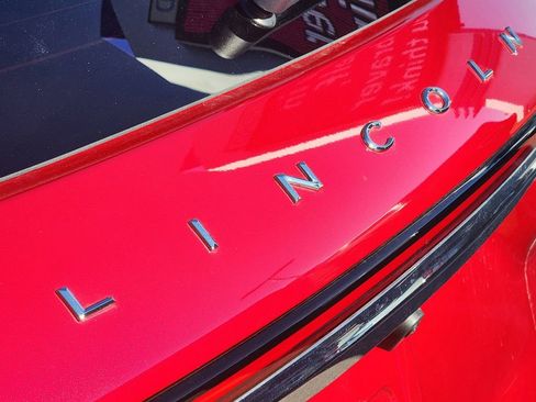 Used 2024 Lincoln Corsair Grand Touring image 16