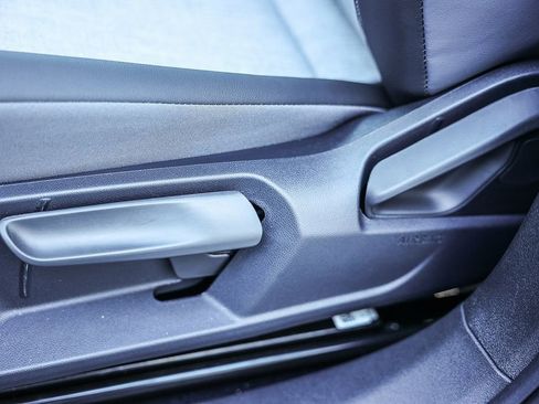 New 2026 Volkswagen ID.4 Pro image 31