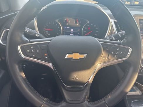 Used 2021 Chevrolet Equinox LT image 9