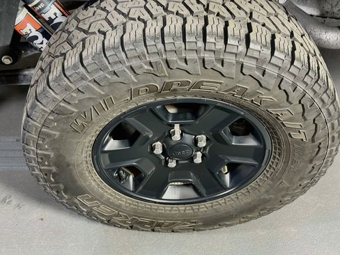 Used 2023 Jeep Gladiator Mojave w/ Cold Weather Group AWD/4WD image 30