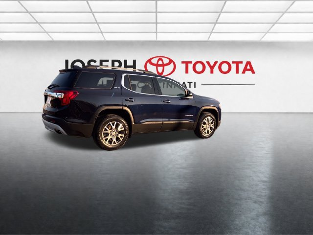 Used 2022 GMC Acadia SLE w/ Driver Convenience Package FWD image 4
