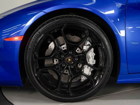 Used 2018 Lamborghini Huracan LP 580-2 image 15