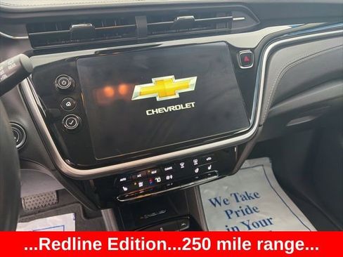 Used 2023 Chevrolet Bolt EUV LT w/ Comfort Package image 15