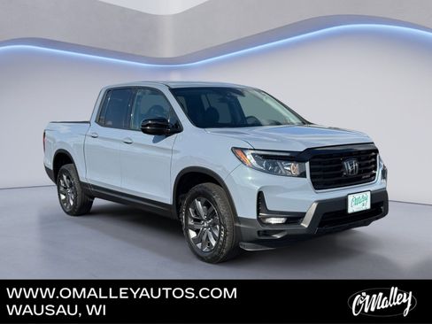 Used 2023 Honda Ridgeline Sport image 7