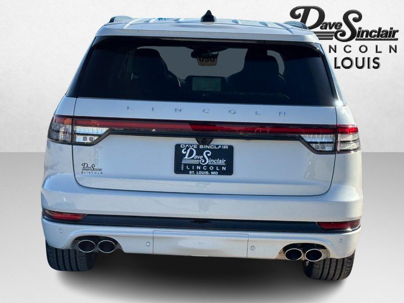 New 2027 Lincoln Aviator Reserve AWD/4WD image 4