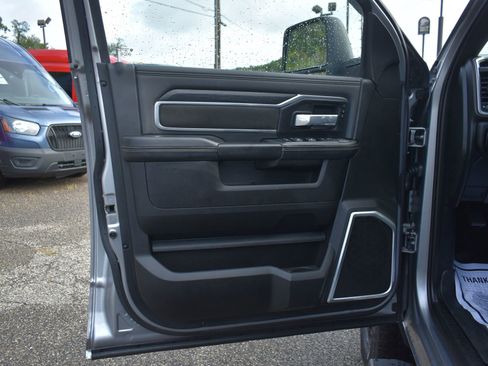 Used 2024 RAM 3500 Laramie w/ Night Edition image 12