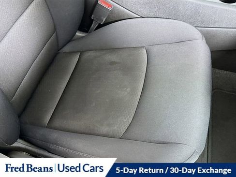 Used 2024 Chevrolet Malibu LT image 34