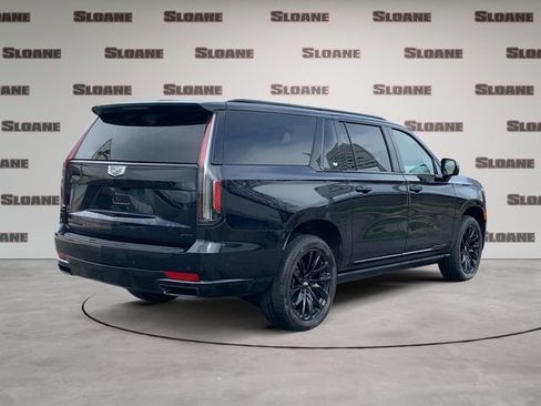 Used 2024 Cadillac Escalade ESV Sport Platinum w/ LPO, ONYX Package image 5