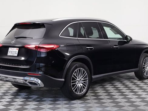 Certified 2025 Mercedes-Benz GLC 300 image 4