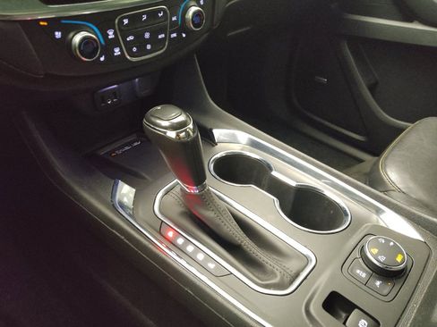 Used 2019 Chevrolet Traverse Premier w/ Redline Edition image 26