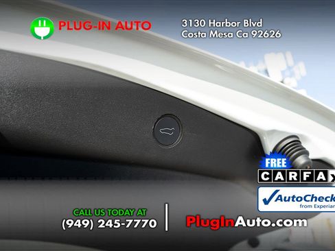 Used 2022 Tesla Model 3 Performance image 13