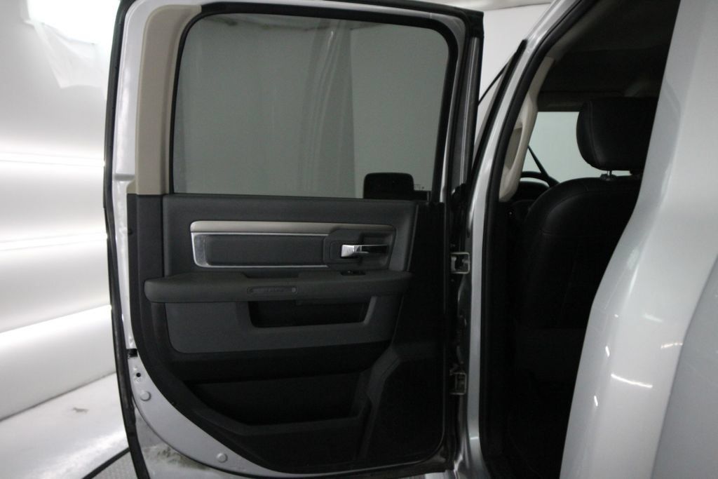 Used 2015 RAM 1500 Big Horn AWD/4WD image 34