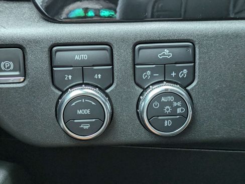Used 2024 GMC Sierra 1500 Elevation AWD/4WD image 28