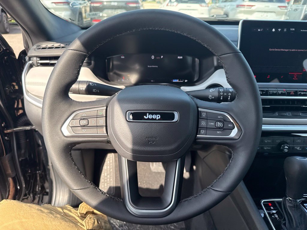 New 2026 Jeep Compass Limited AWD/4WD image 10