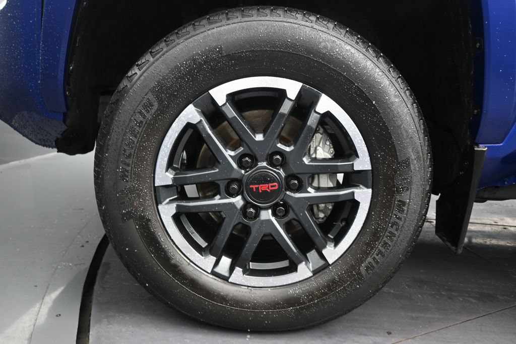 Used 2024 Toyota Tacoma TRD Sport w/ TRD Sport Premium Package RWD image 10