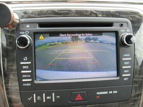 Used 2013 Buick Enclave Leather FWD image 30