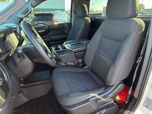 Used 2022 Chevrolet Silverado 1500 W/T RWD image 4