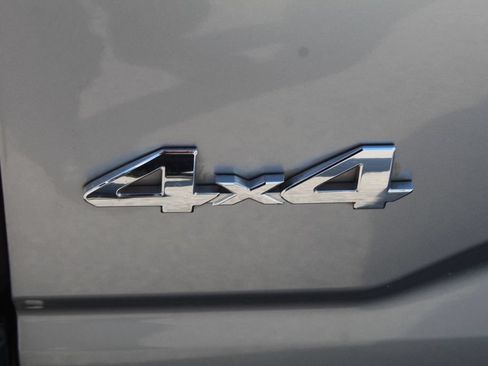 Used 2023 Toyota Tacoma SR5 w/ Technology Package AWD/4WD image 13