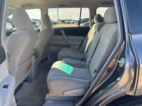 Used 2010 Toyota Highlander 4WD image 13