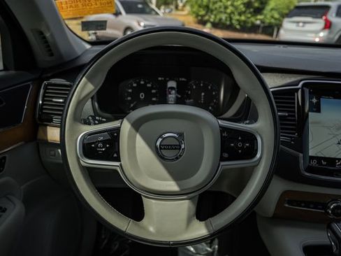Used 2021 Volvo XC90 T6 Momentum w/ Advanced Package AWD/4WD image 30