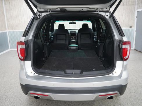 Used 2016 Ford Explorer Limited image 40