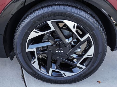 Used 2023 Kia Sportage SX FWD image 13