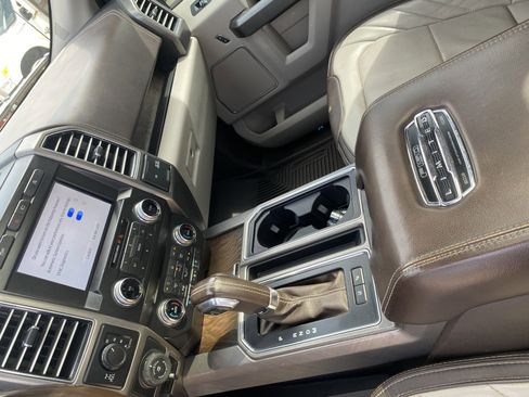 Used 2019 Ford F150 Limited w/ Trailer Tow Package image 15