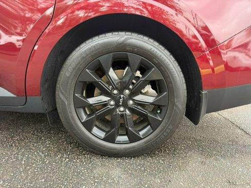 Used 2024 Kia Carnival SX Prestige image 11