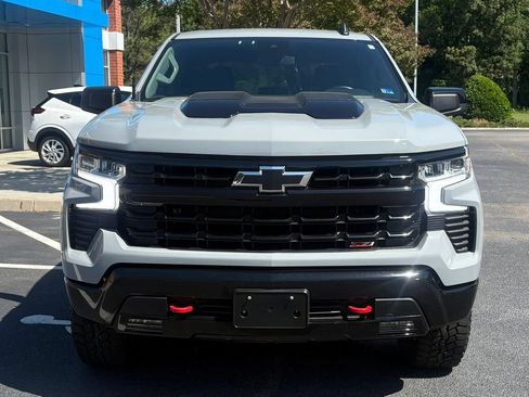 Used 2024 Chevrolet Silverado 1500 LT Trail Boss w/ Protection Package AWD/4WD image 3