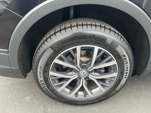 Used 2019 Volkswagen Tiguan SE image 10