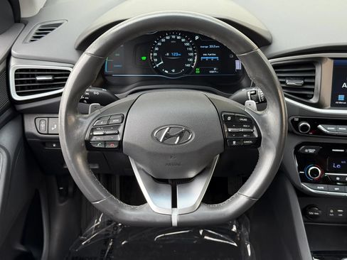 Used 2018 Hyundai Ioniq SEL w/ SEL Tech Package 02 FWD image 17