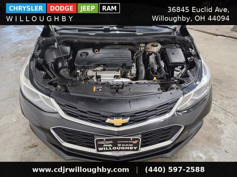 Used 2018 Chevrolet Cruze LT FWD image 35