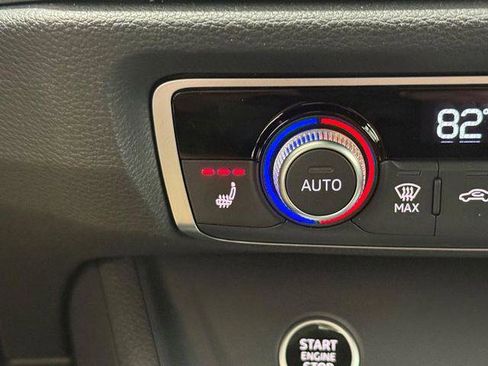 Certified 2025 Audi Q3 2.0T Premium w/ Convenience Package image 19