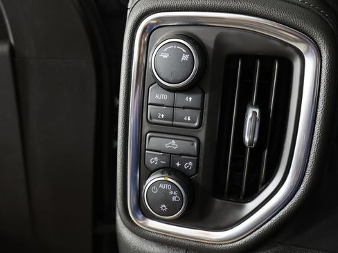 Used 2019 Chevrolet Silverado 1500 LT w/ All-Star Edition AWD/4WD image 32