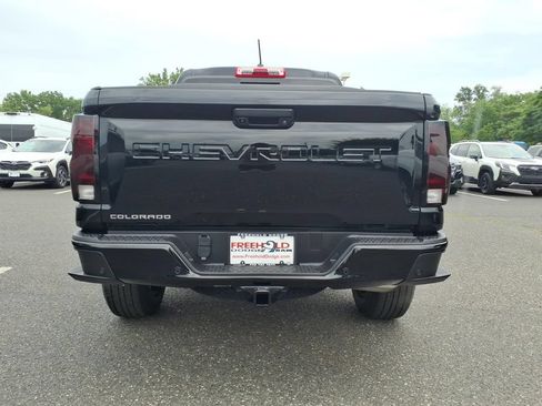 Used 2023 Chevrolet Colorado Trail Boss w/ Technology Package AWD/4WD image 19