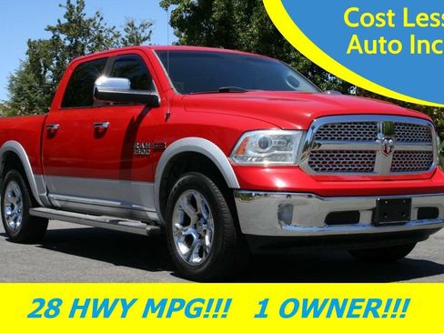 Used 2014 RAM 1500 Laramie RWD image 2