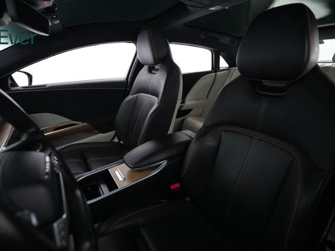 Used 2023 Lucid Air Grand Touring AWD/4WD image 4