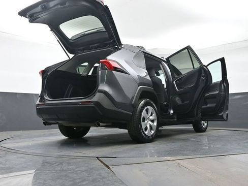 Certified 2021 Toyota RAV4 LE AWD/4WD image 49