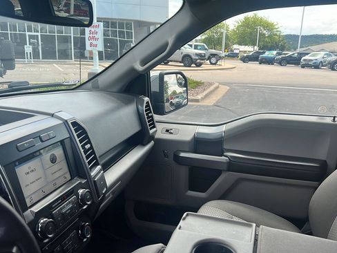 Used 2018 Ford F150 XLT w/ Equipment Group 302A Luxury AWD/4WD image 20