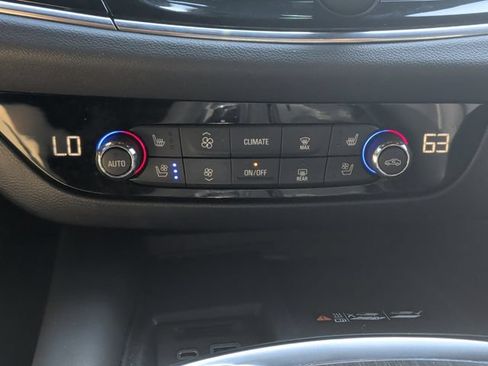 Used 2023 Buick Enclave Avenir w/ Avenir Technology Package AWD/4WD image 27